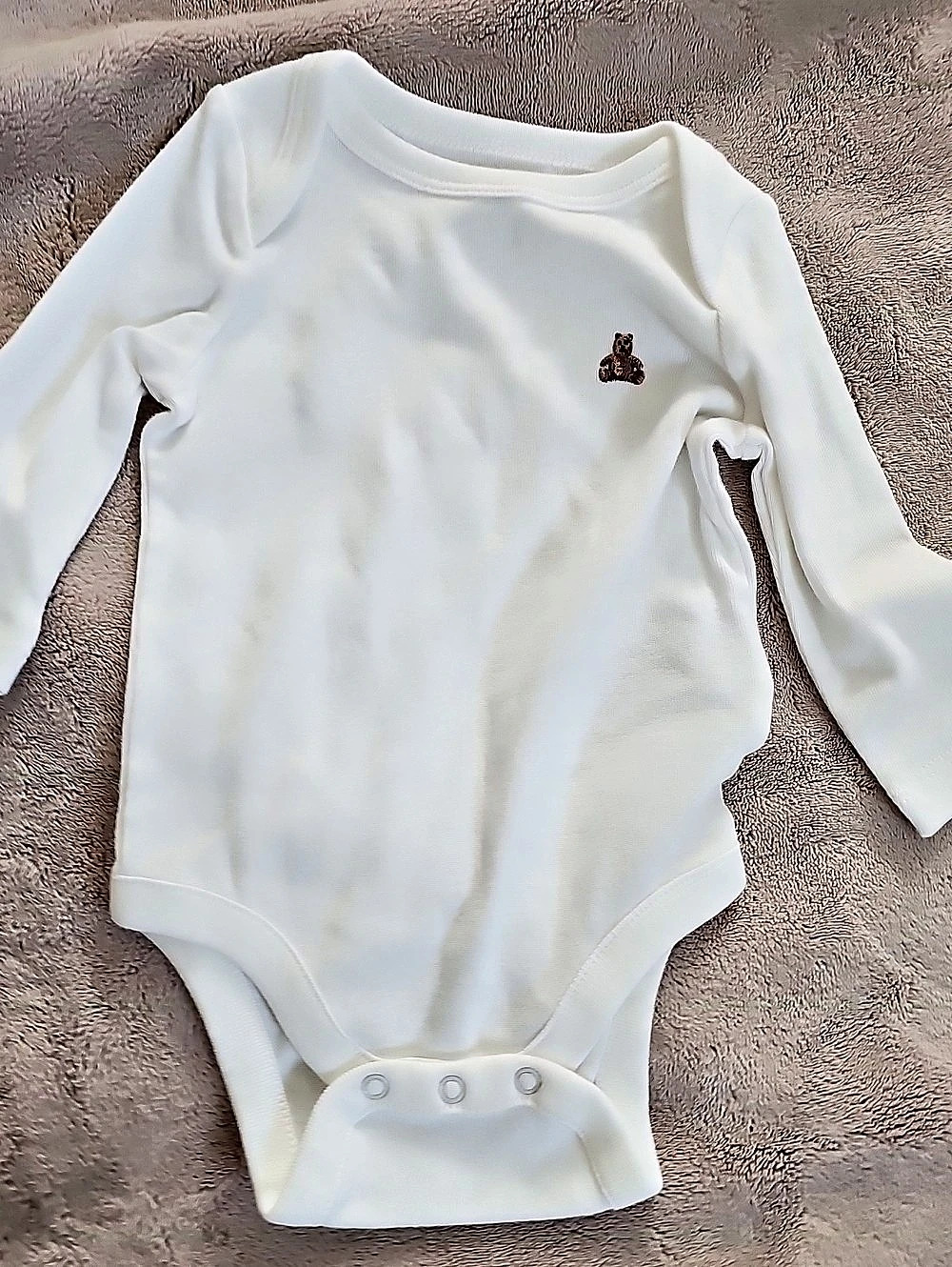 baby gap First Favorites Bear Logo Long Sleeve Bodysuit White 0-3M
